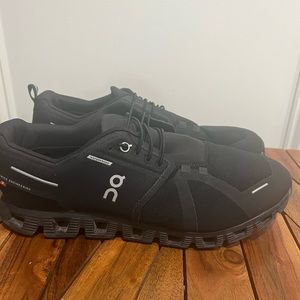 On Running Cloud Mens Cloud 5 Size 11.5